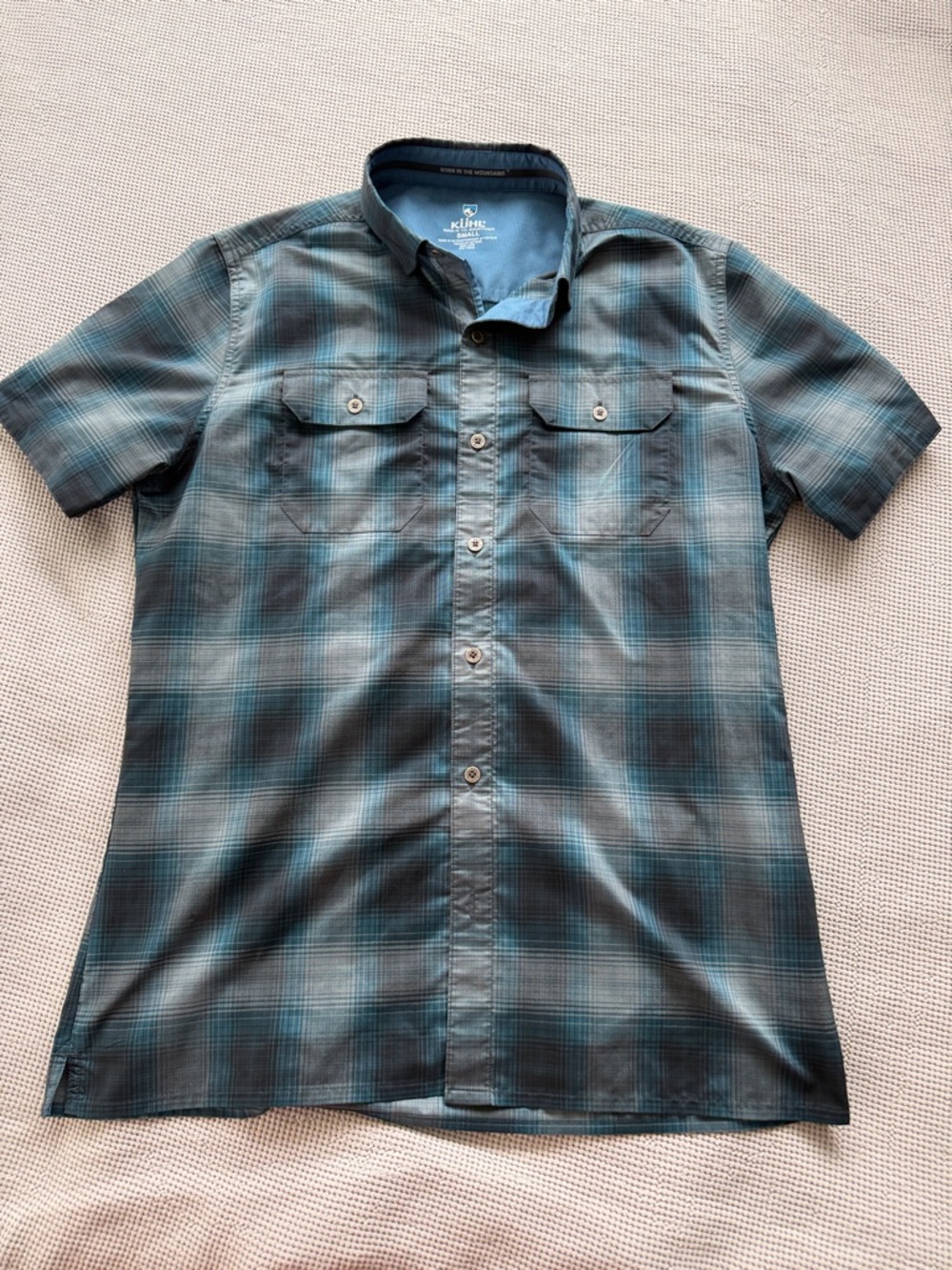 Kuhl Men's Teal and Black Plaid Short Sleeve Button-Down Shirt
